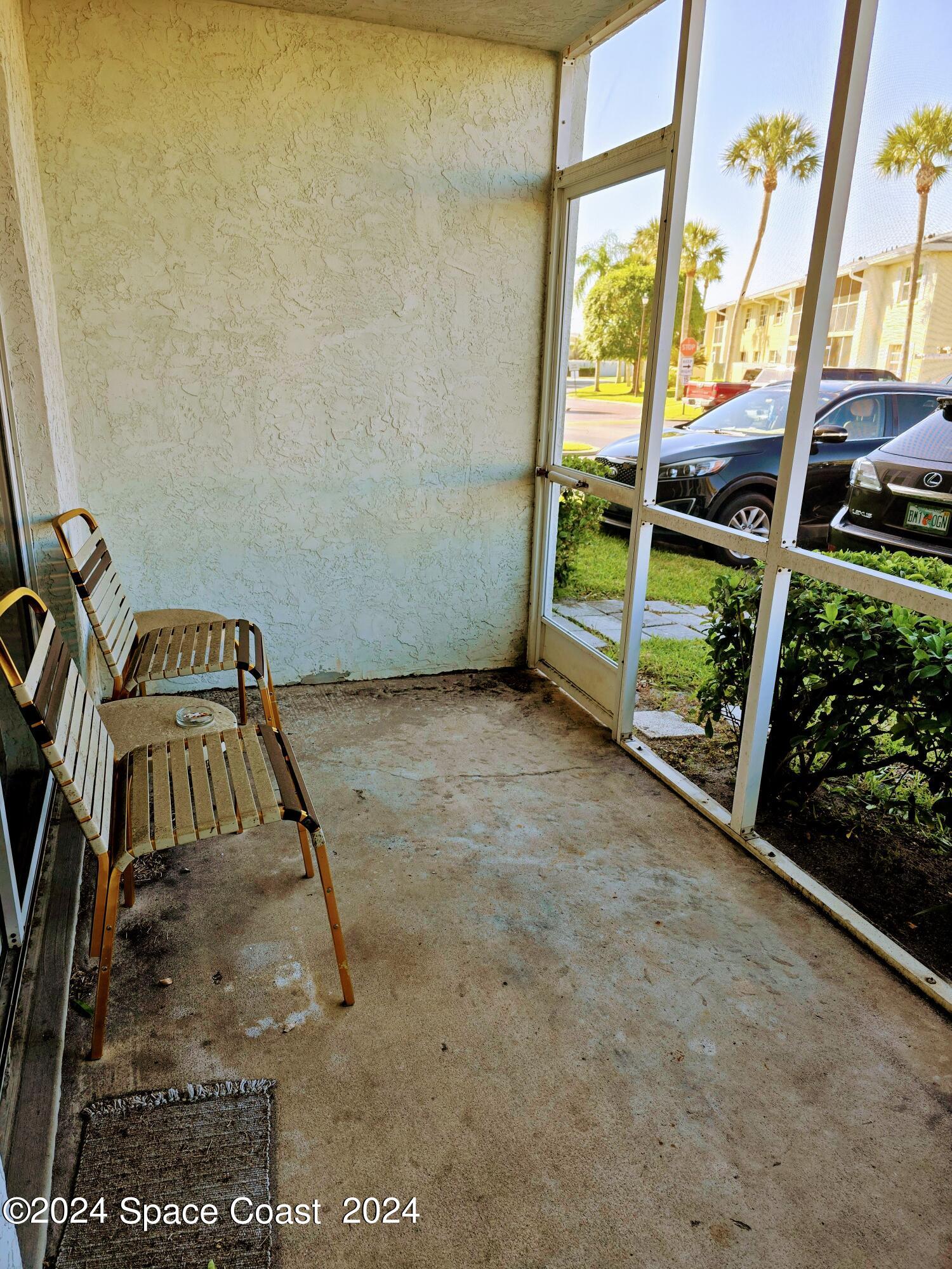 951 Sonesta Avenue NE 101