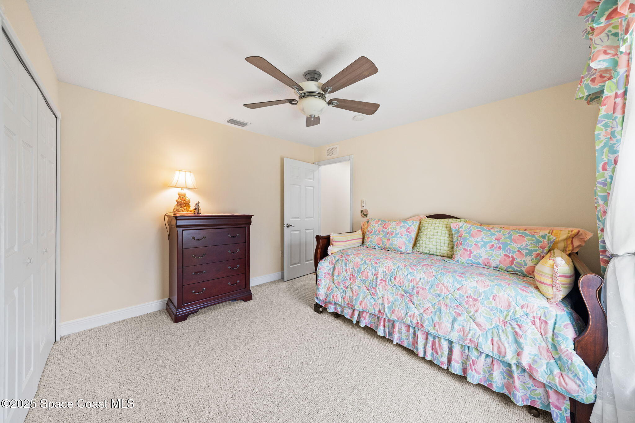1950 De Groodt Road SW