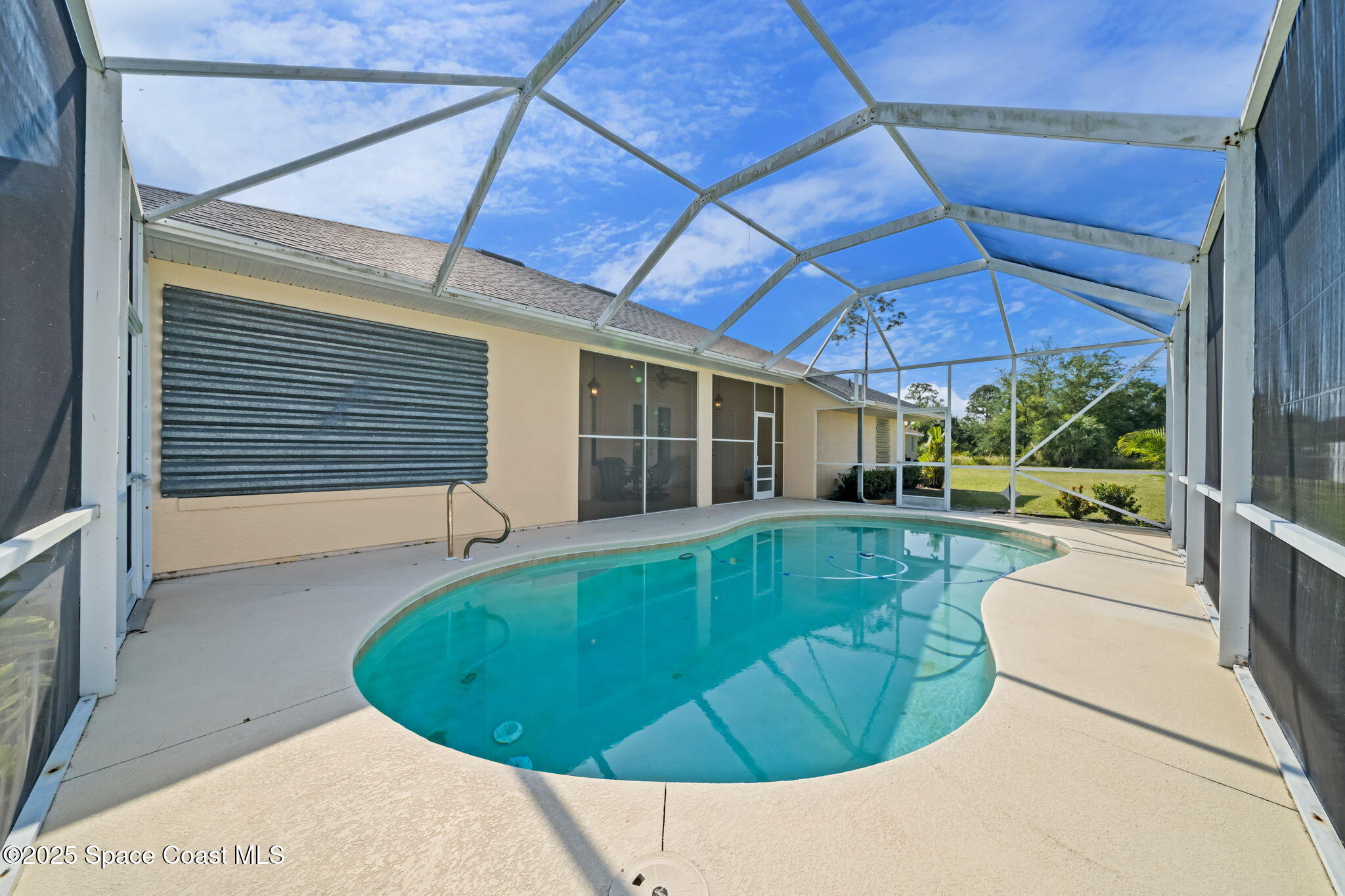 1950 De Groodt Road SW
