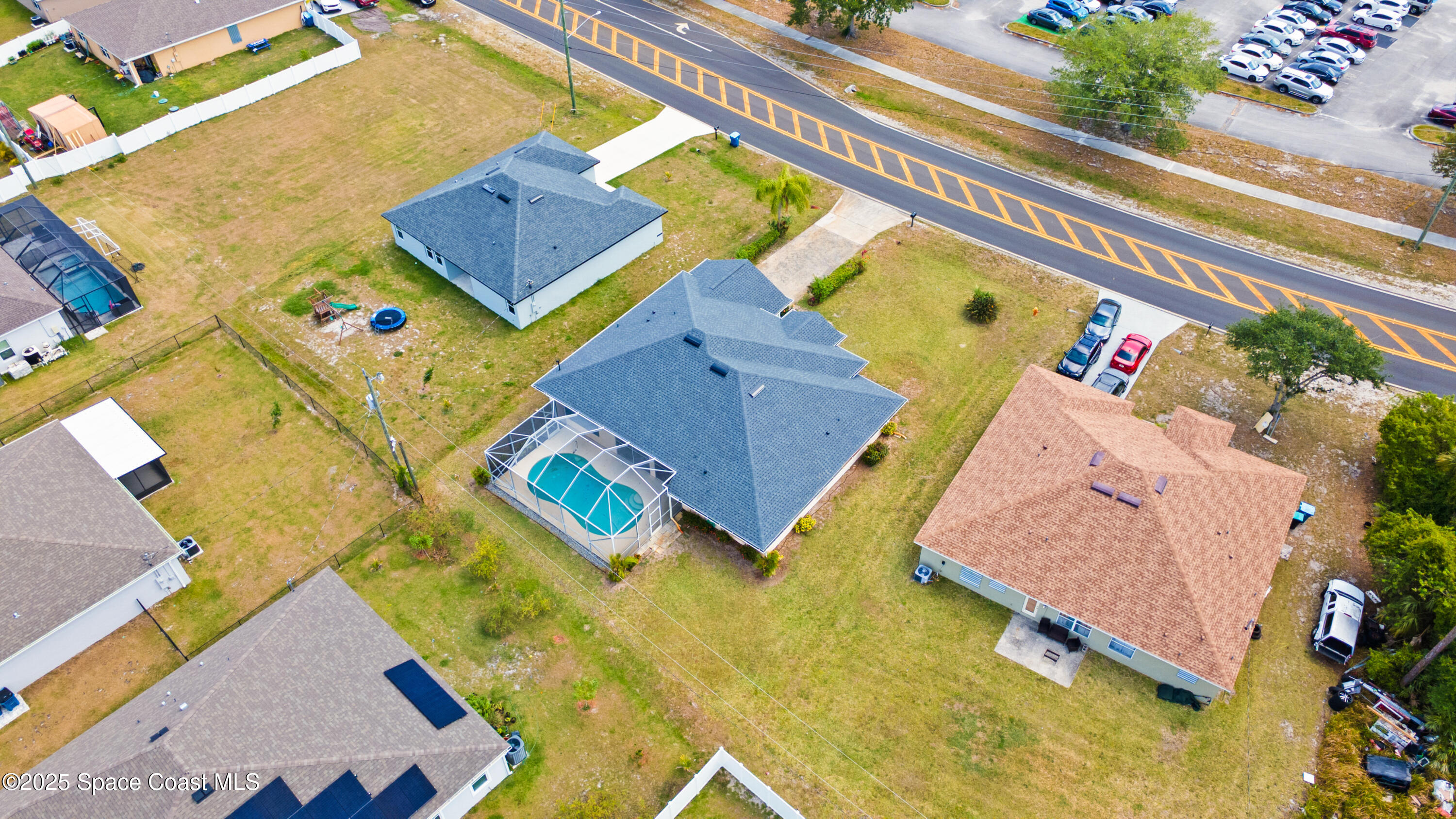 1950 De Groodt Road SW