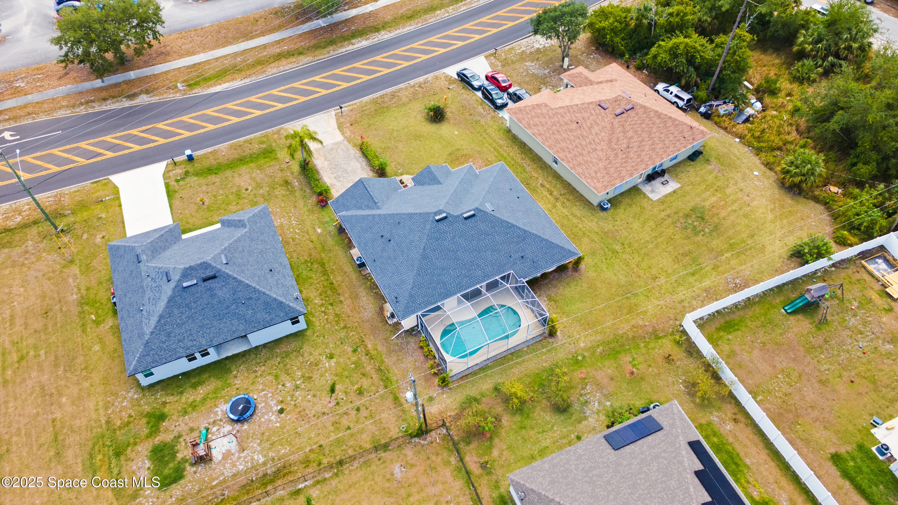 1950 De Groodt Road SW