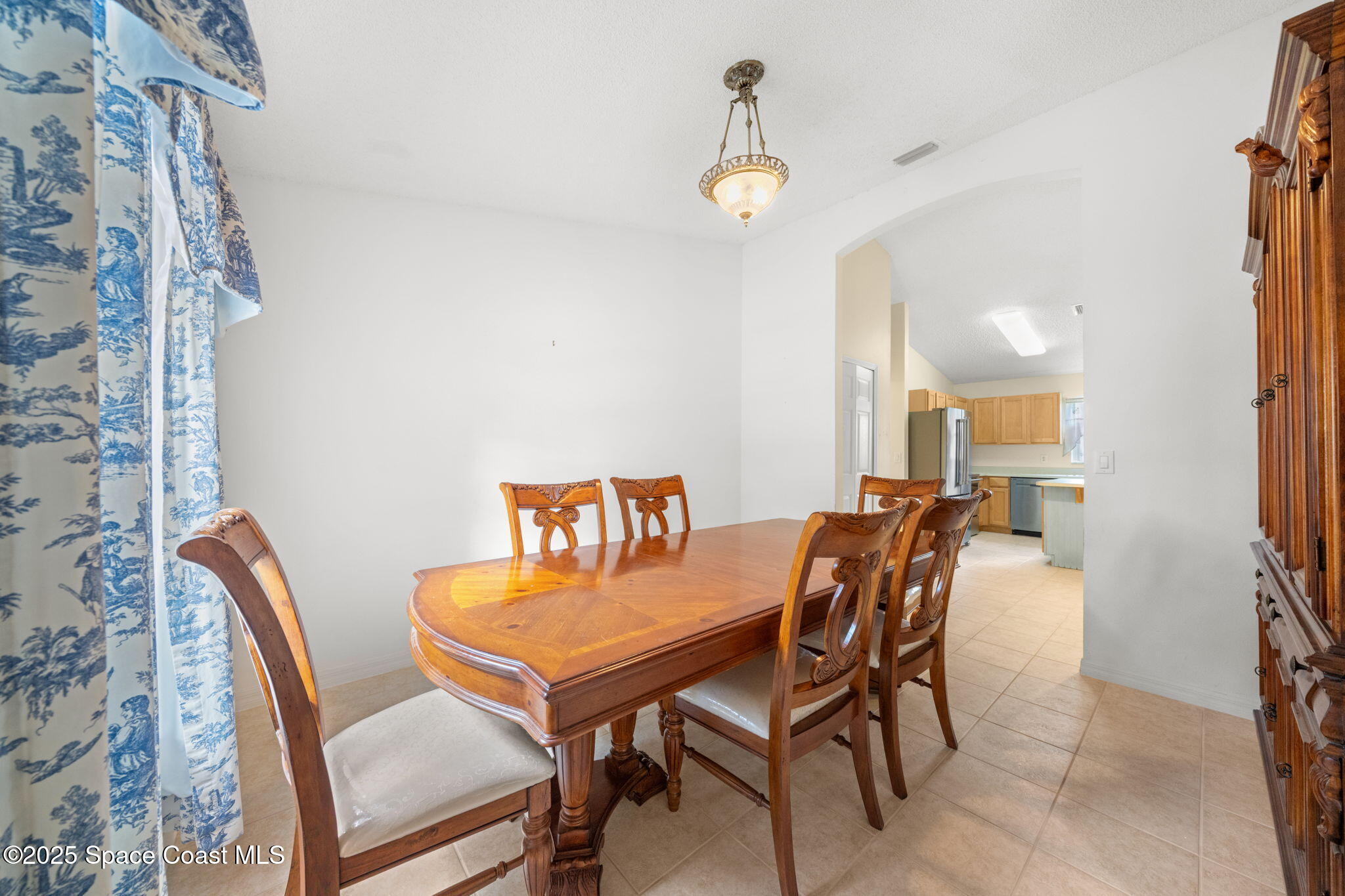 990 Sablon Street SE