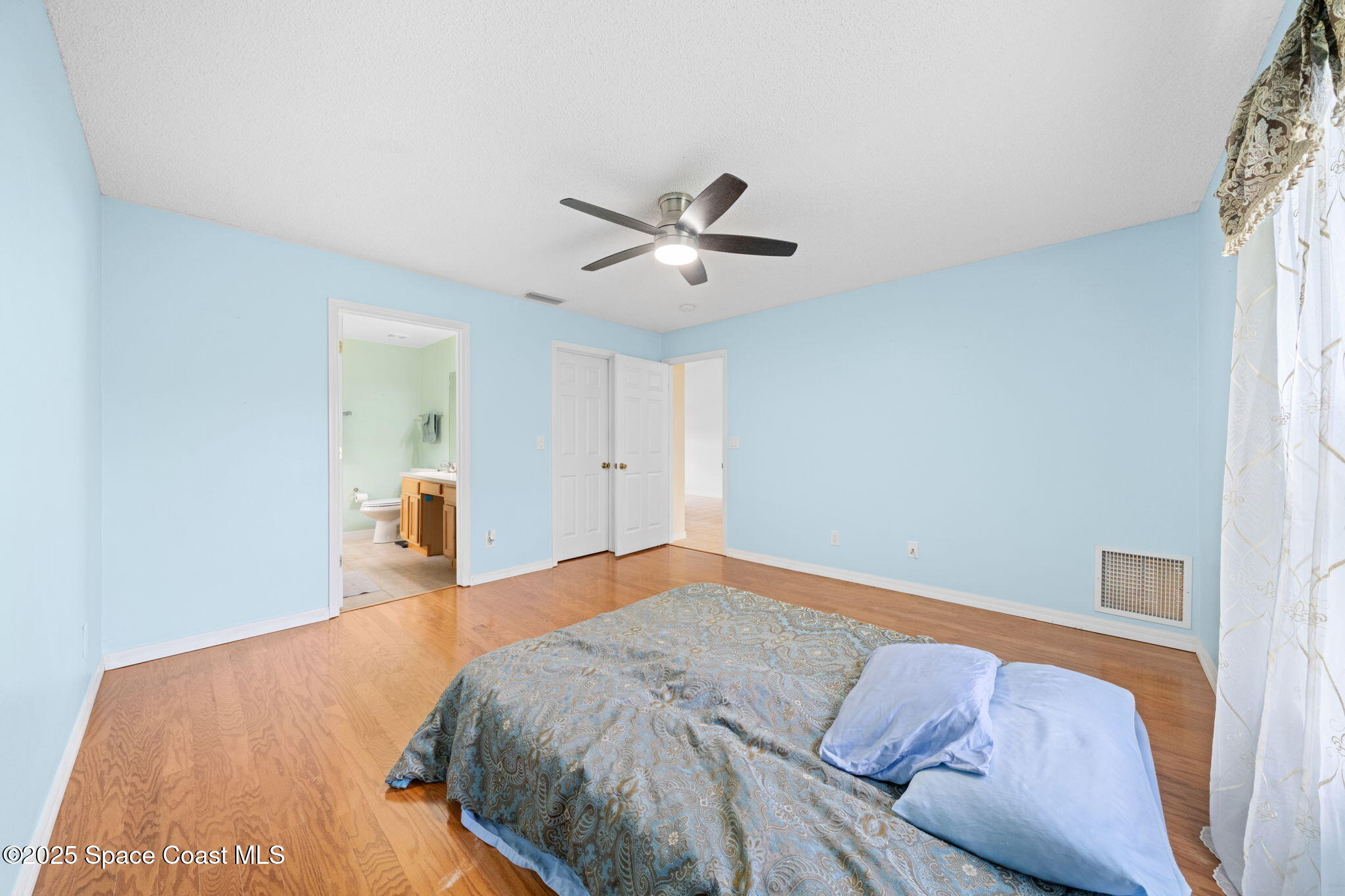 990 Sablon Street SE