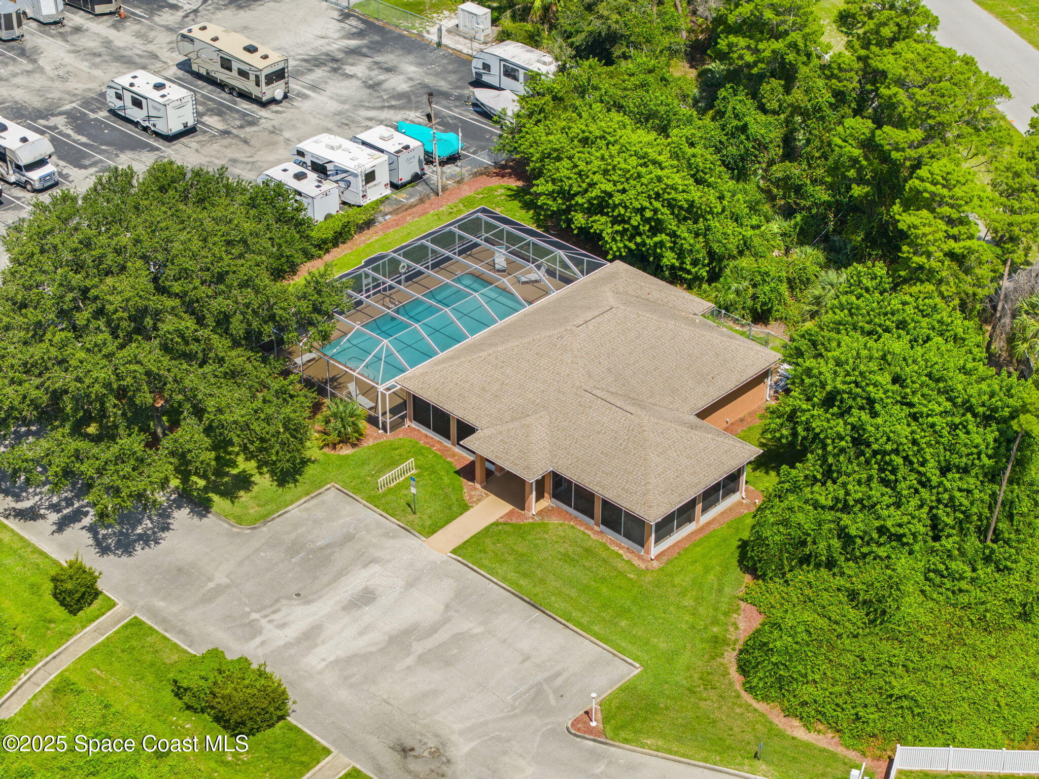 1160 Pine Creek Circle NE