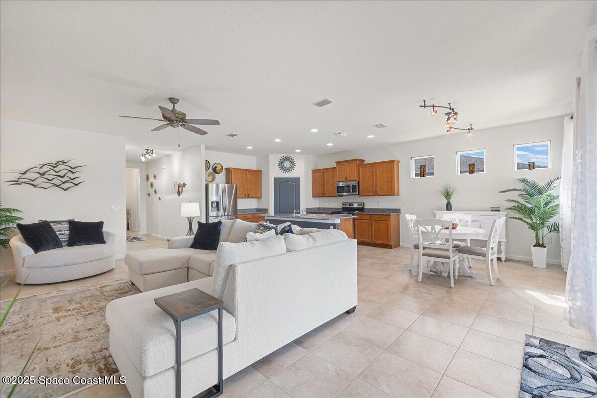 4344 Caladium Circle