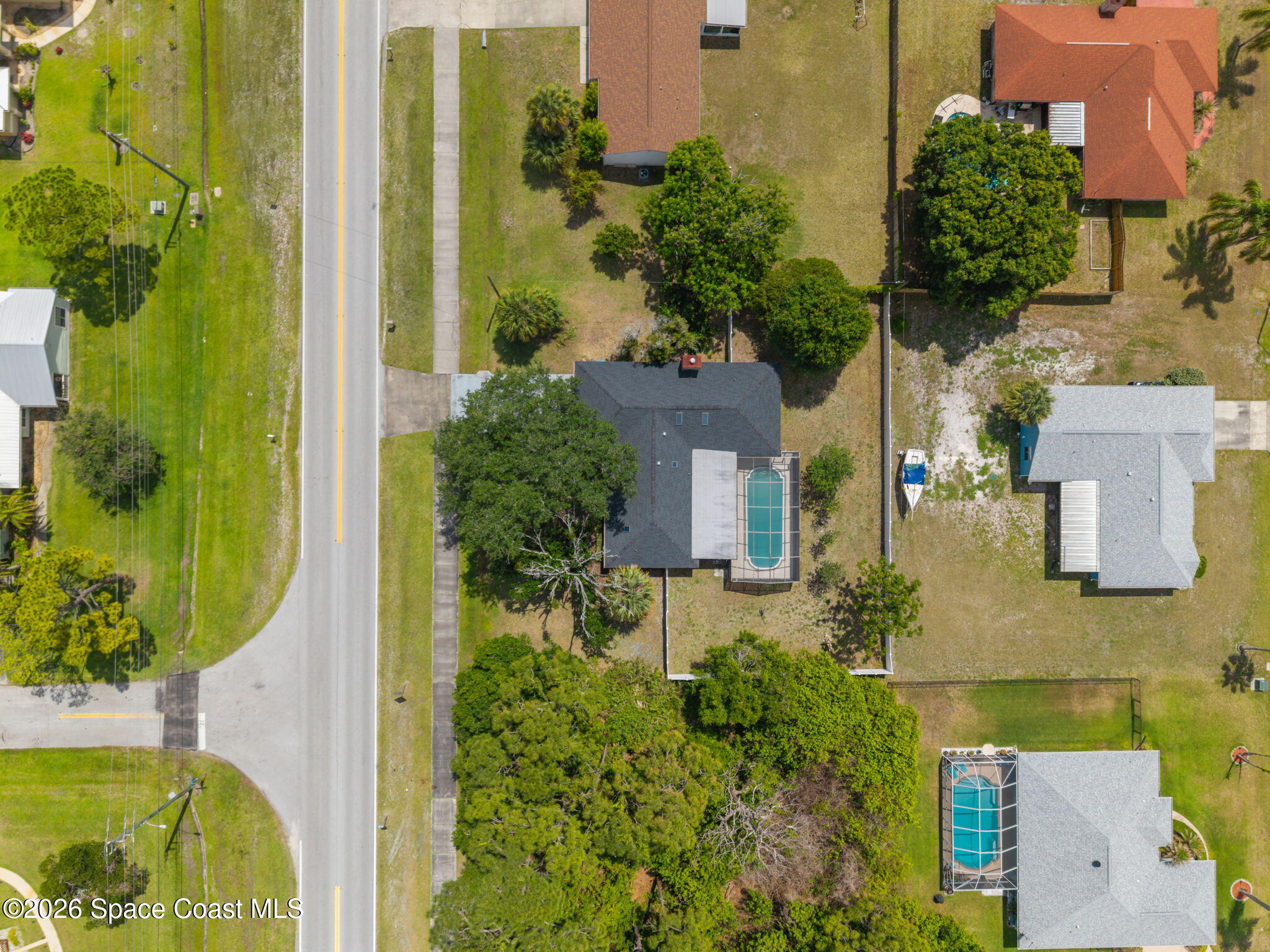828 Emerson Drive NE