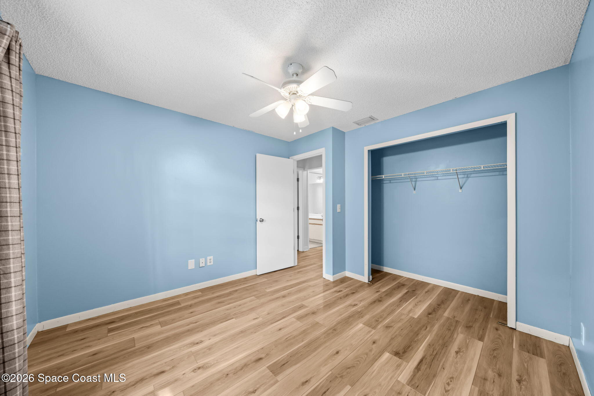 221 Seahorse Circle SE