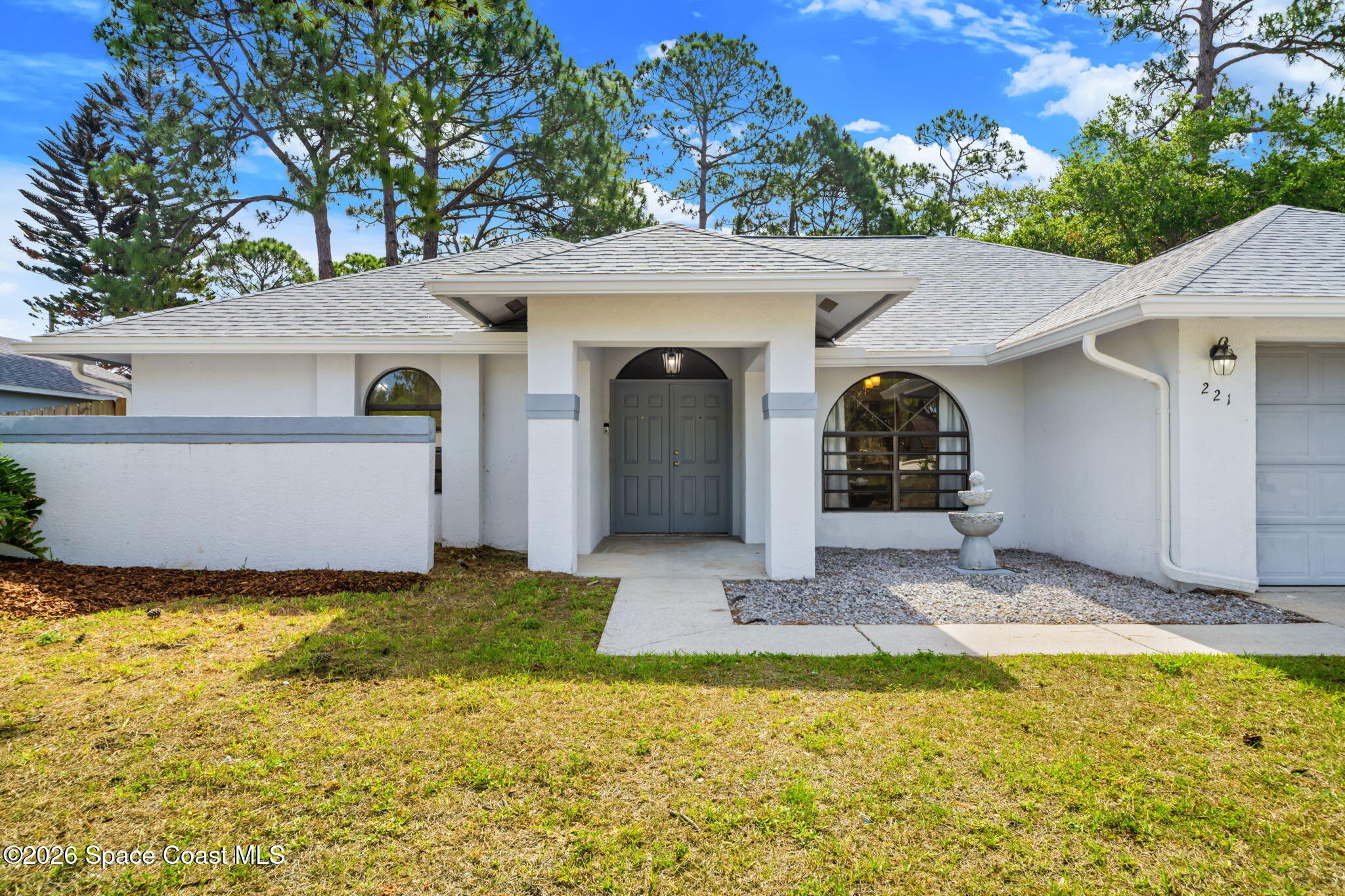 221 Seahorse Circle SE
