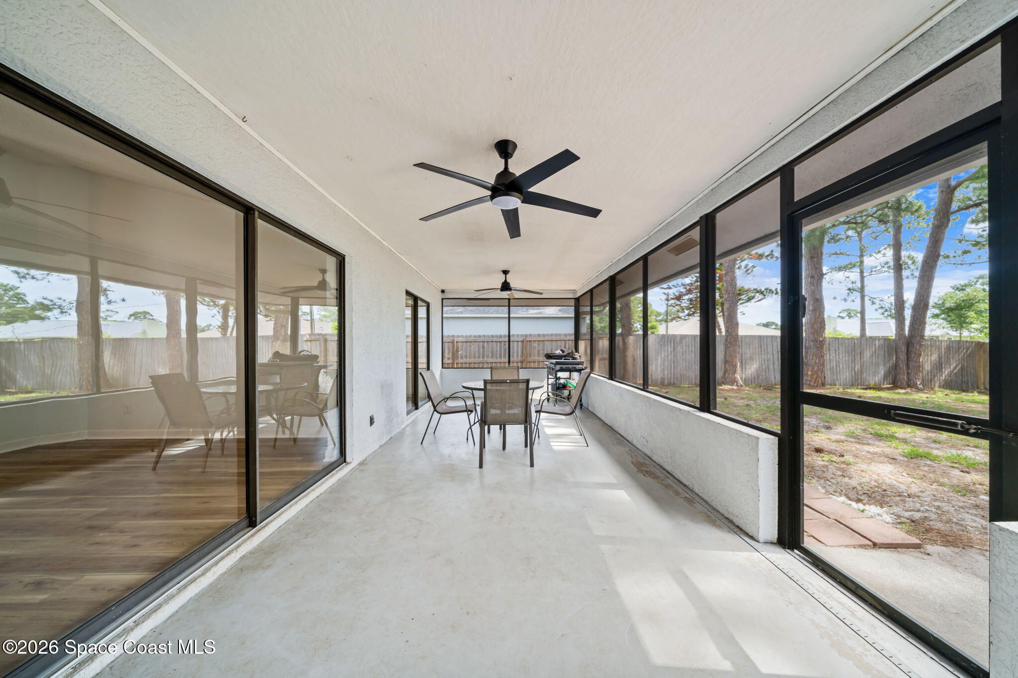 221 Seahorse Circle SE