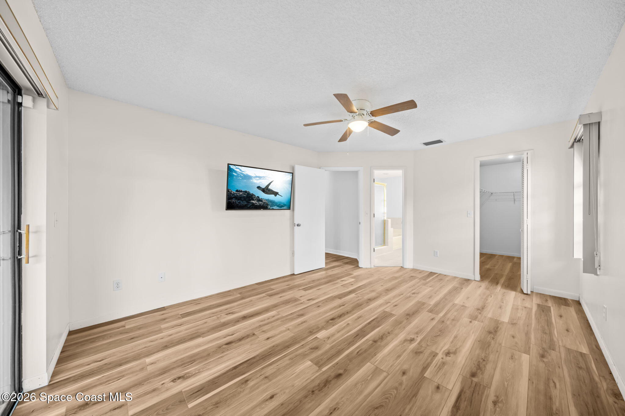 221 Seahorse Circle SE