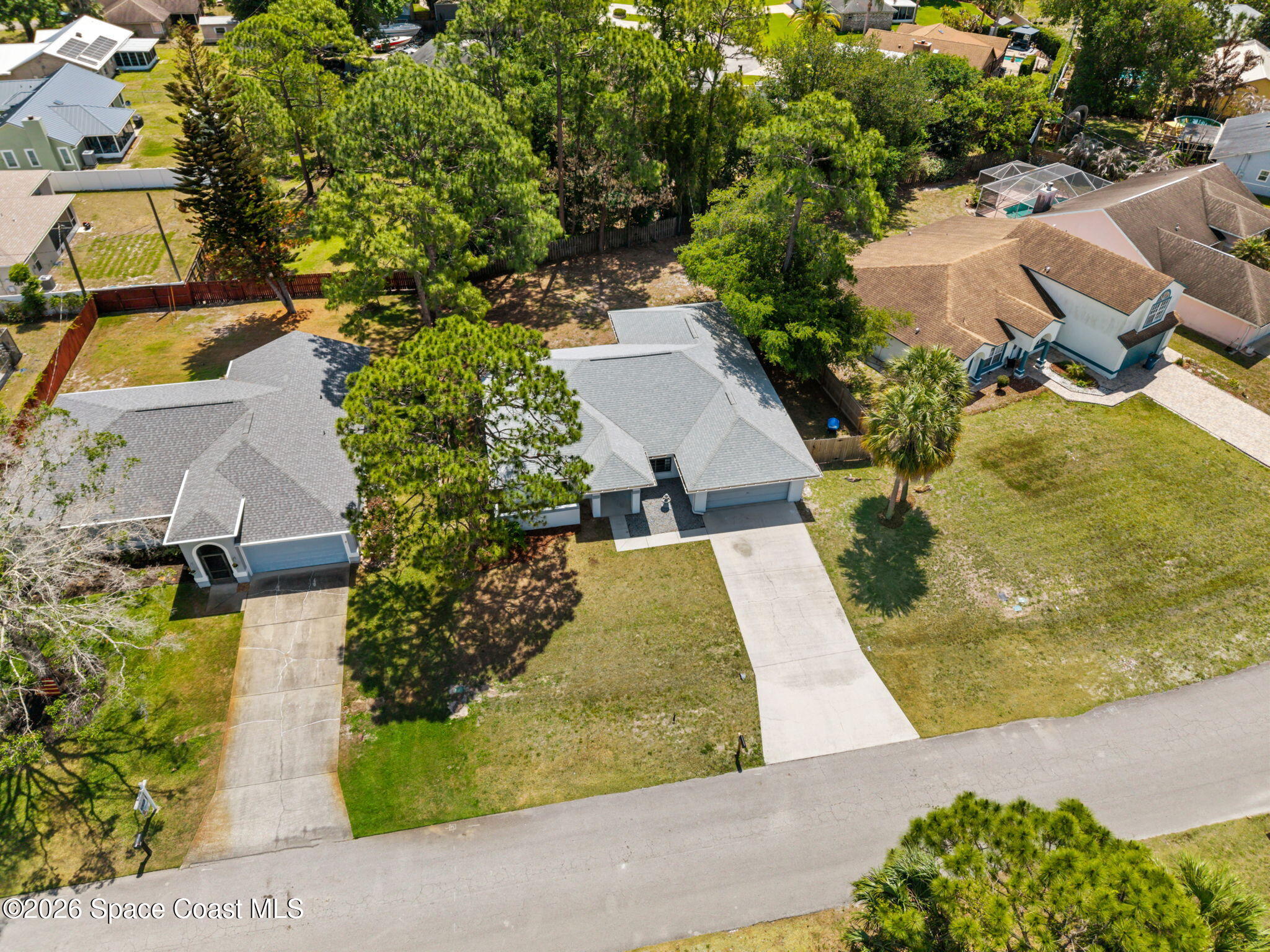 221 Seahorse Circle SE