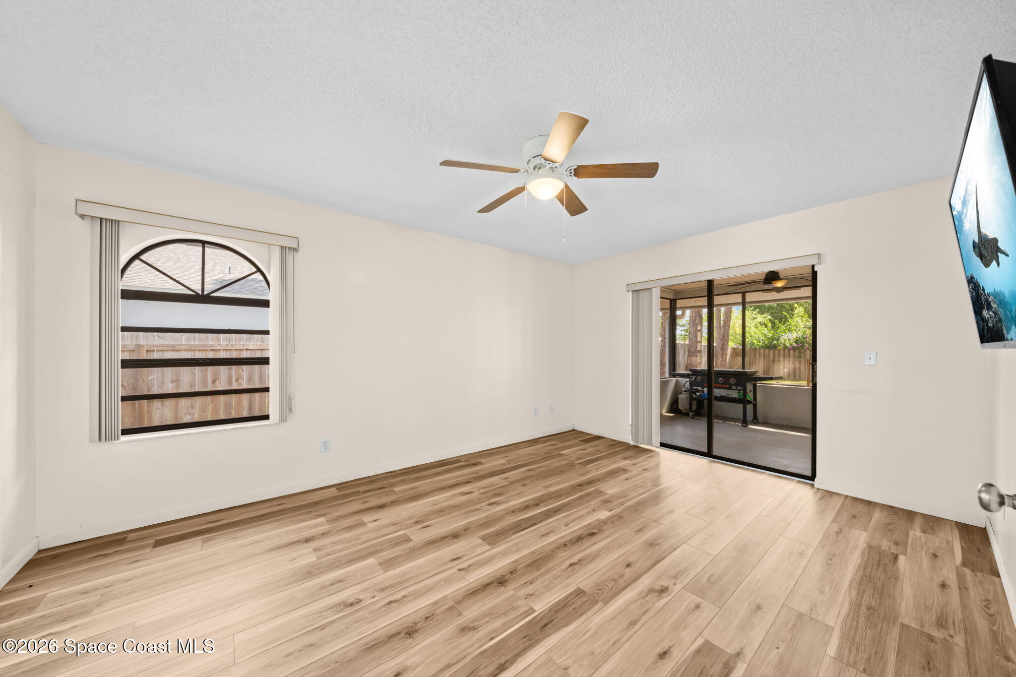 221 Seahorse Circle SE