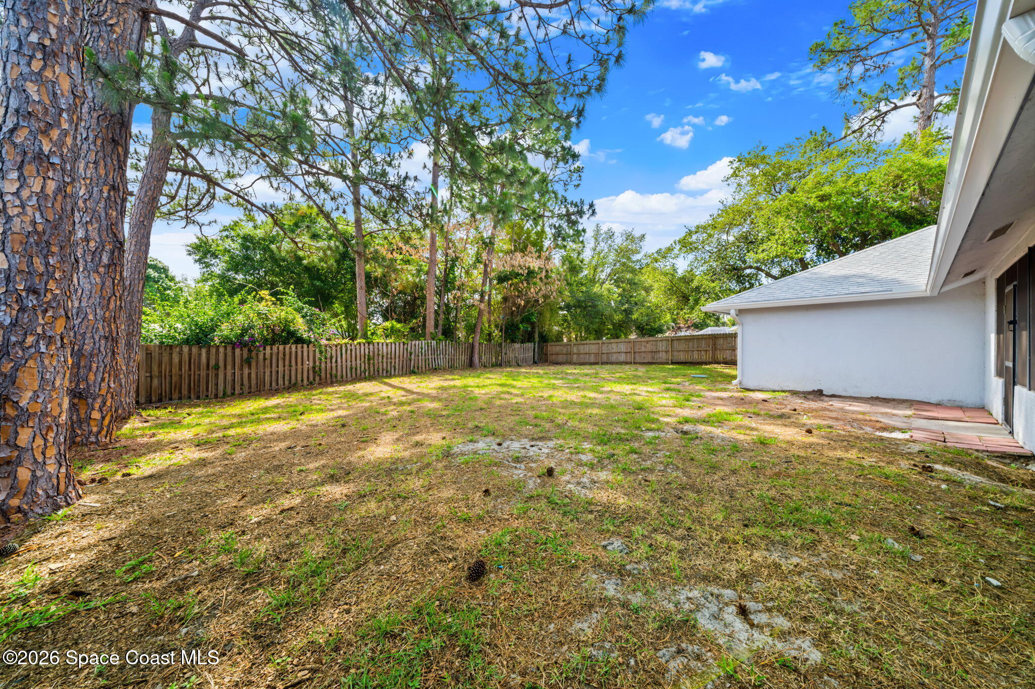 221 Seahorse Circle SE
