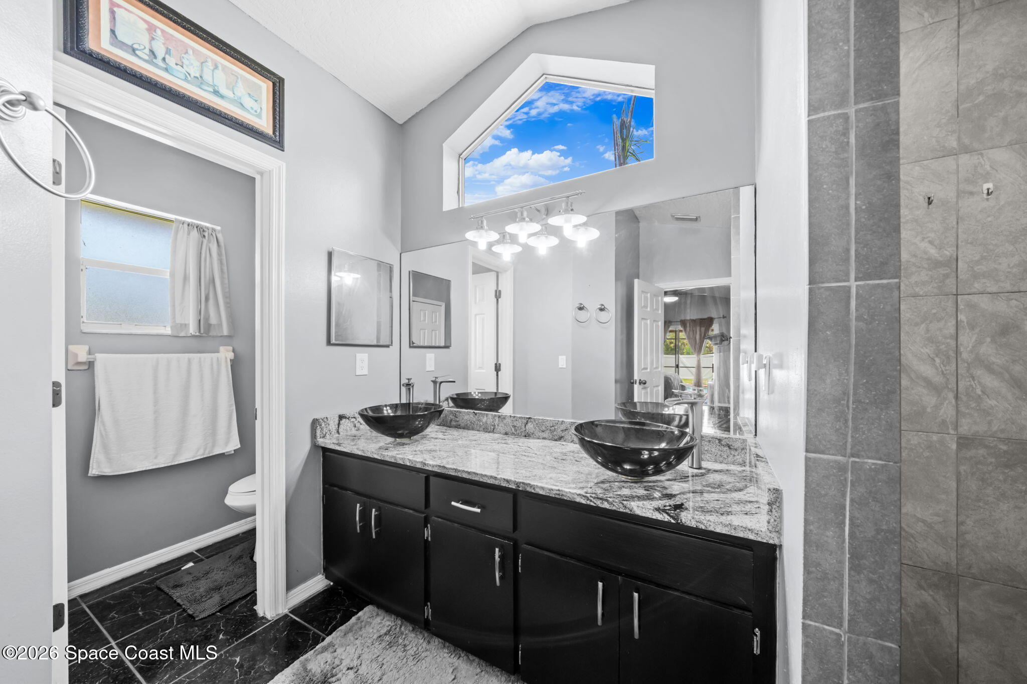 413 Lisa Road NE
