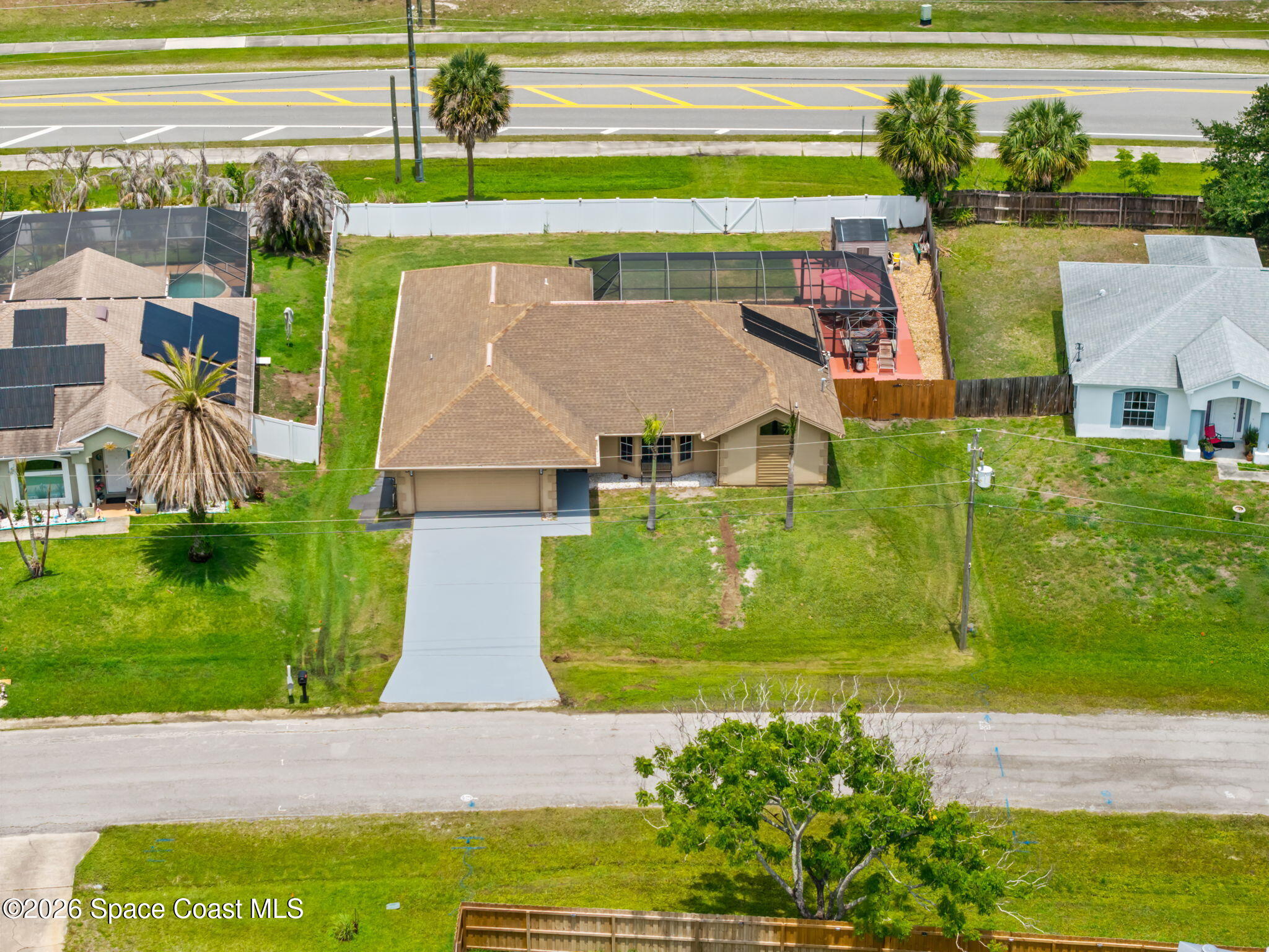413 Lisa Road NE