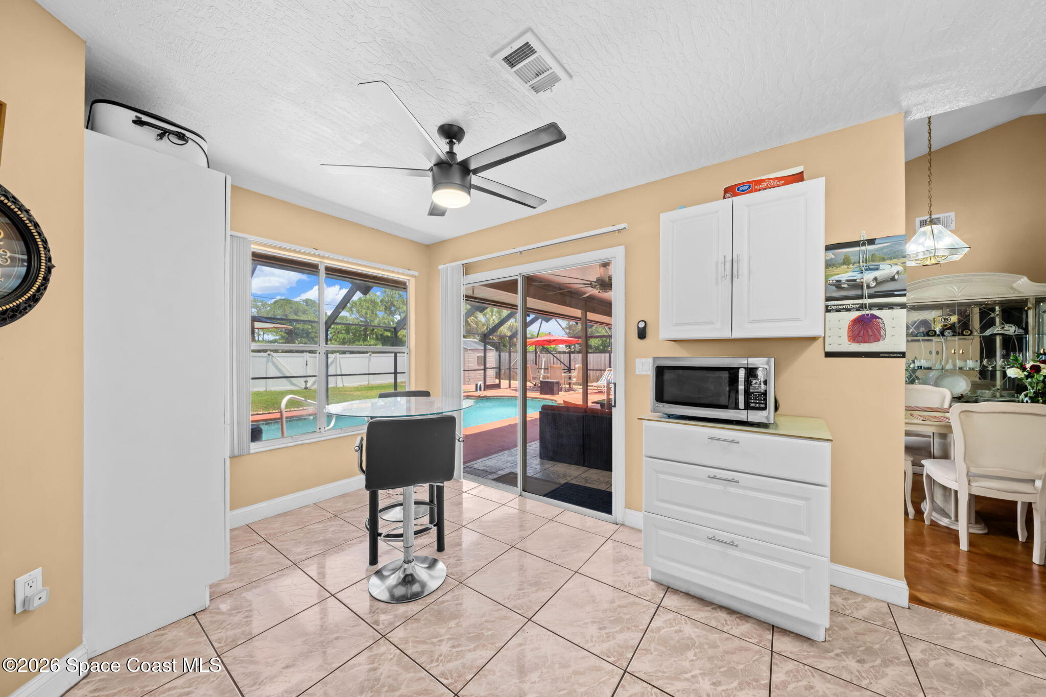 413 Lisa Road NE