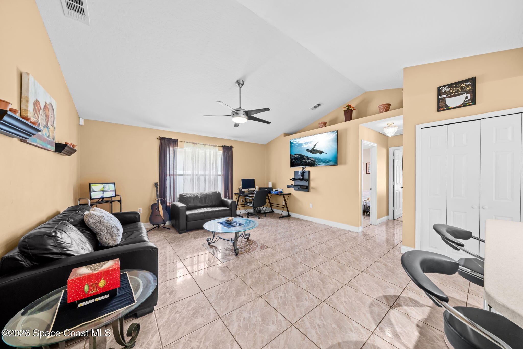 413 Lisa Road NE