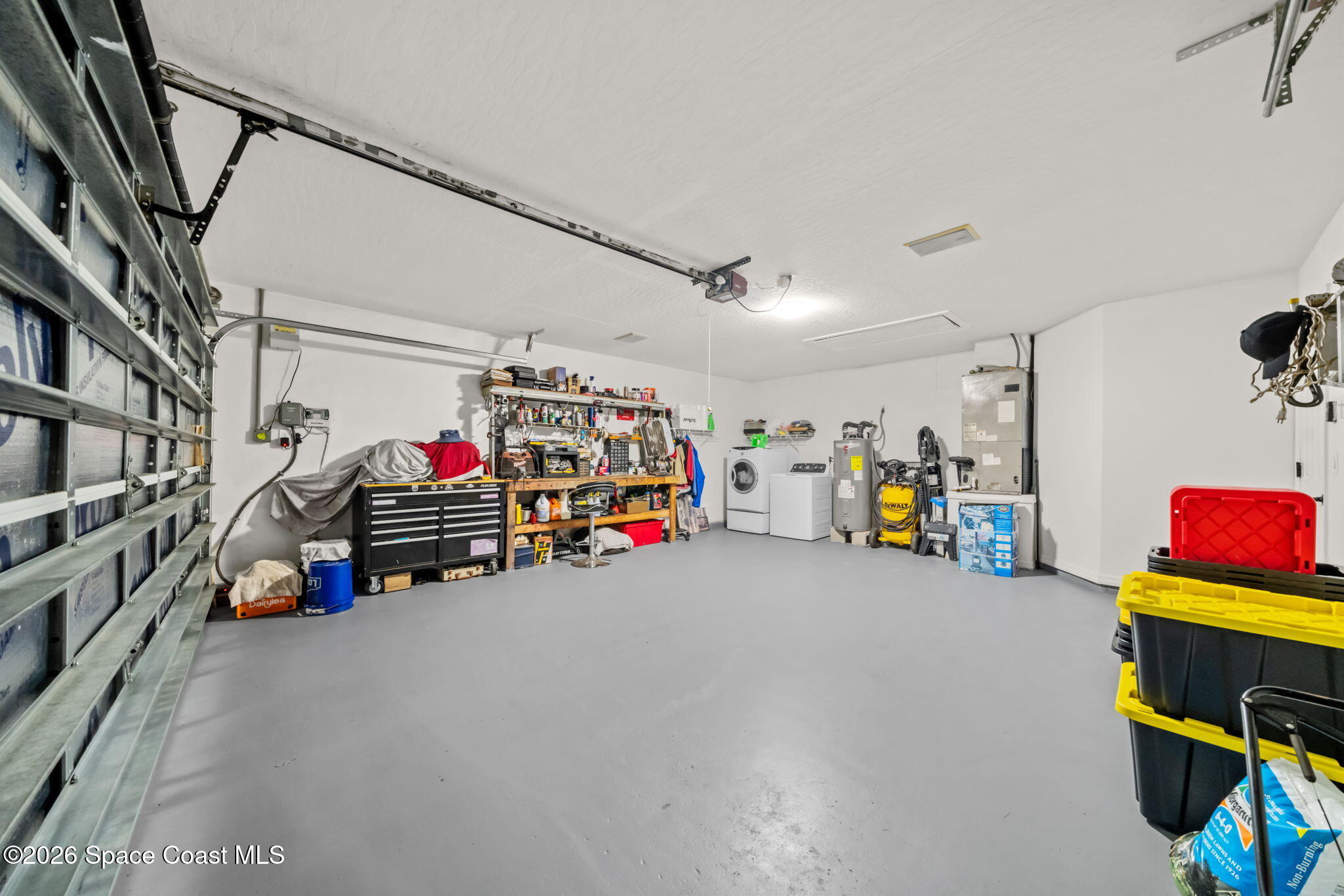 413 Lisa Road NE