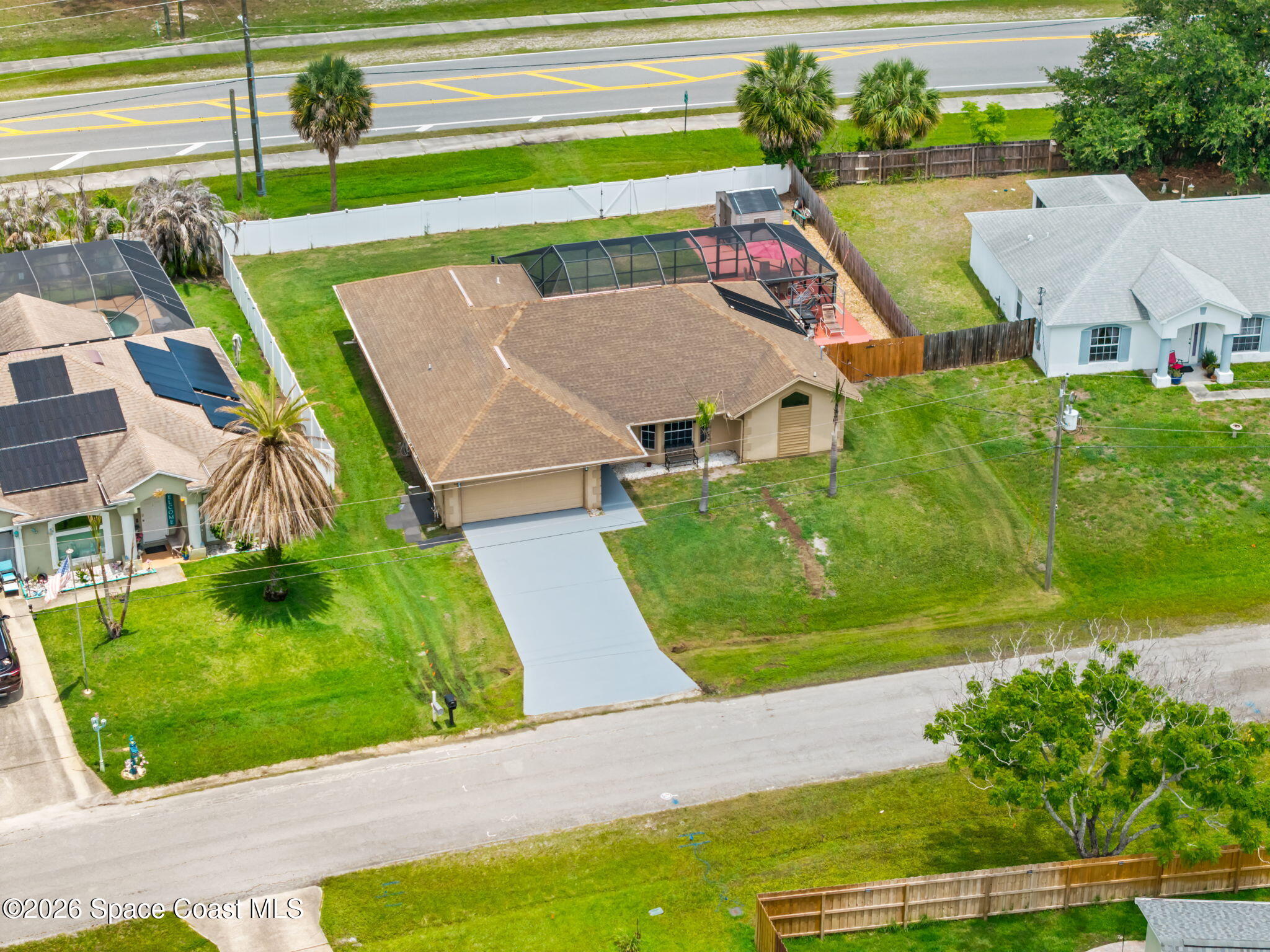 413 Lisa Road NE