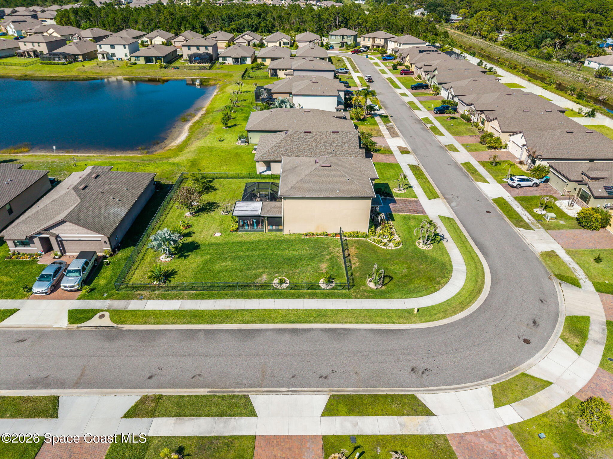 777 Old Country Road SE