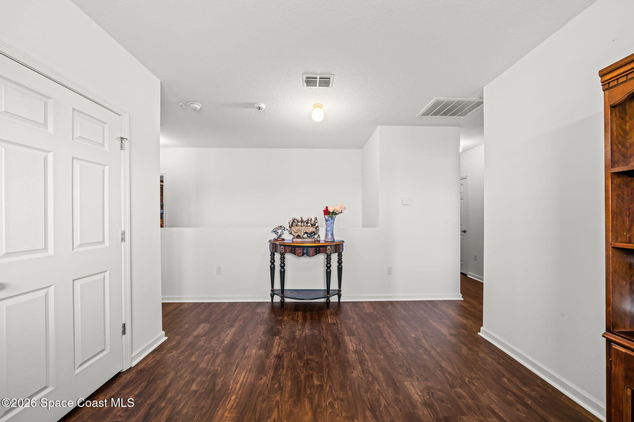 777 Old Country Road SE