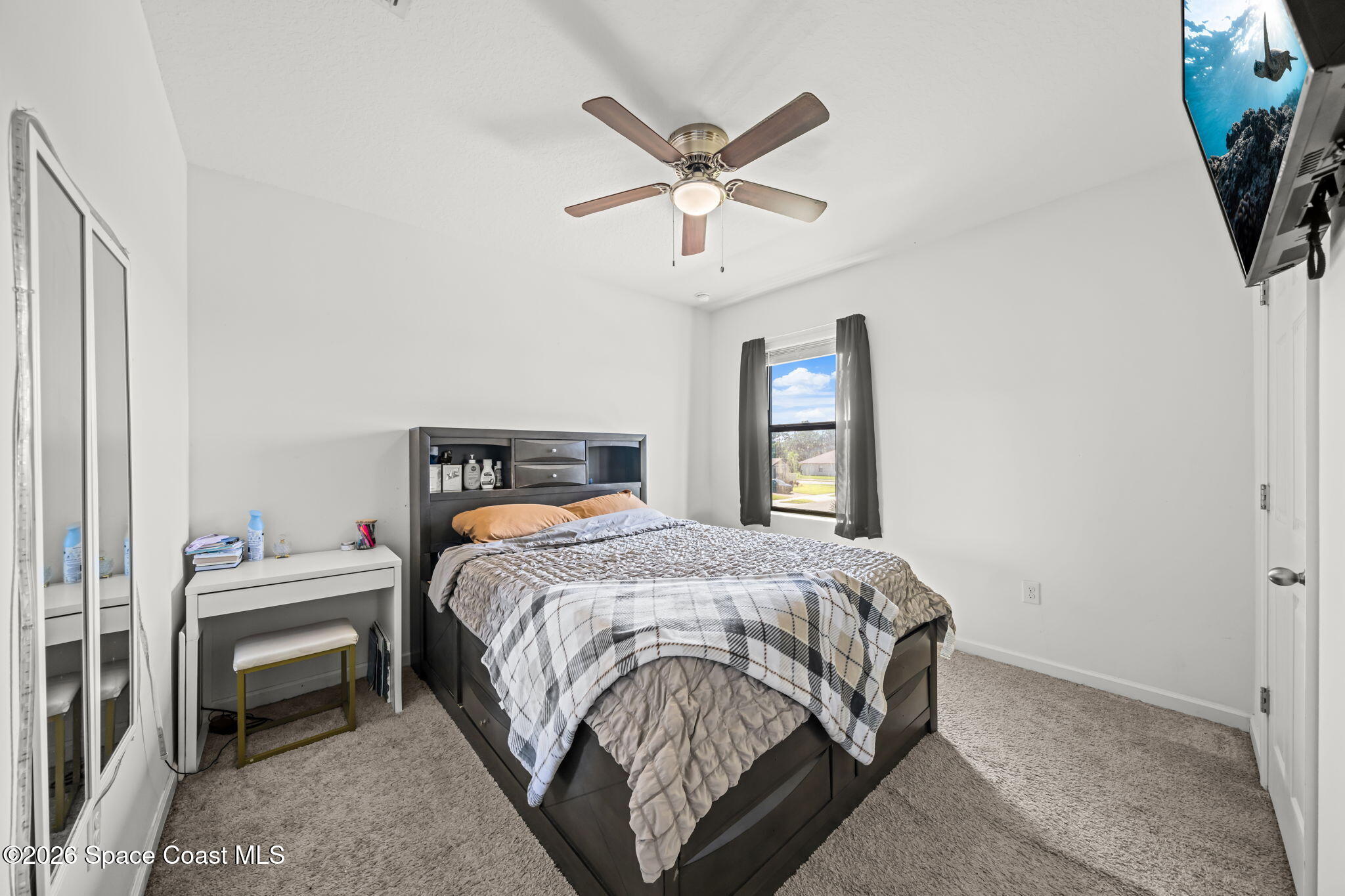 777 Old Country Road SE
