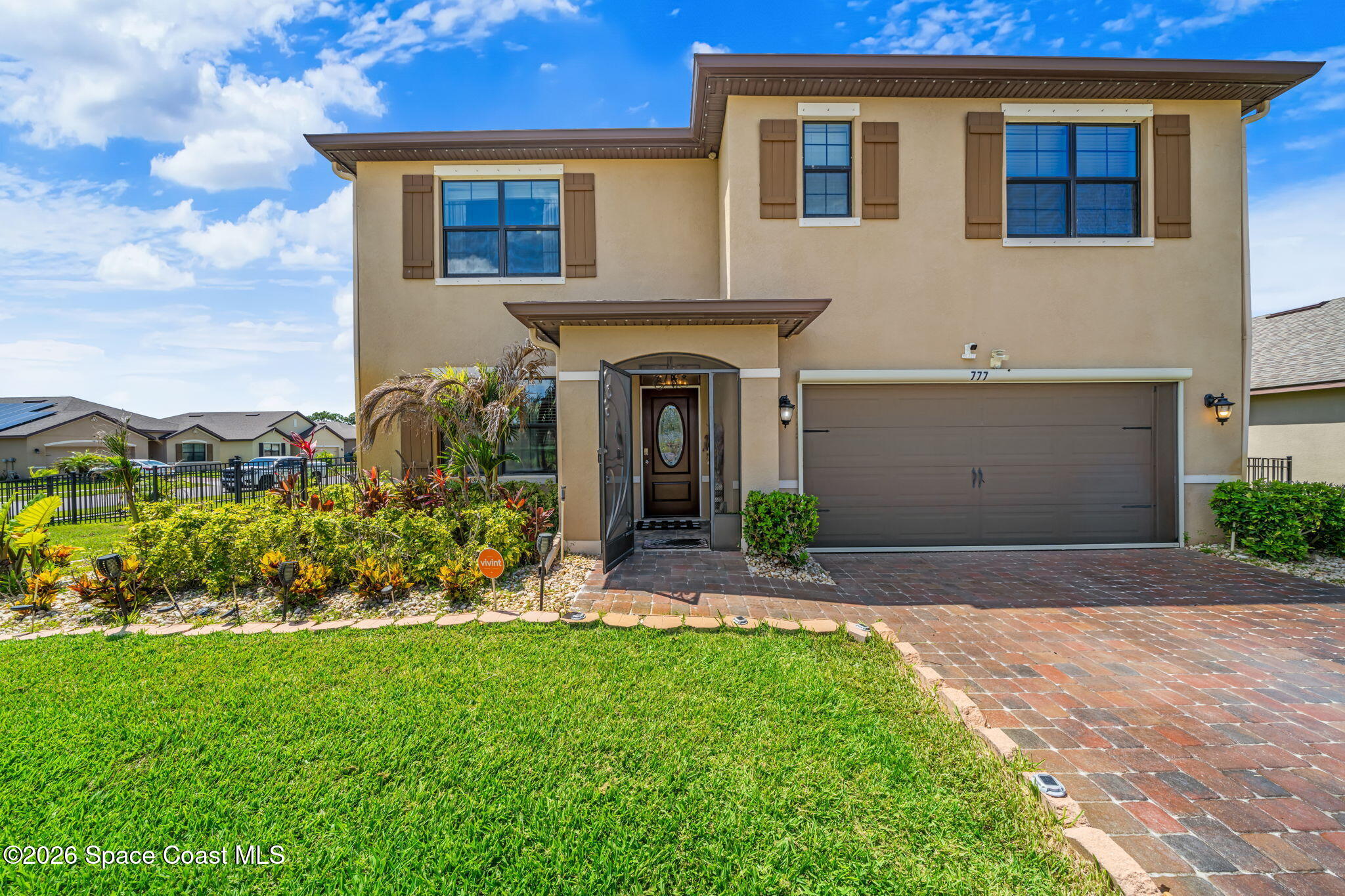 777 Old Country Road SE