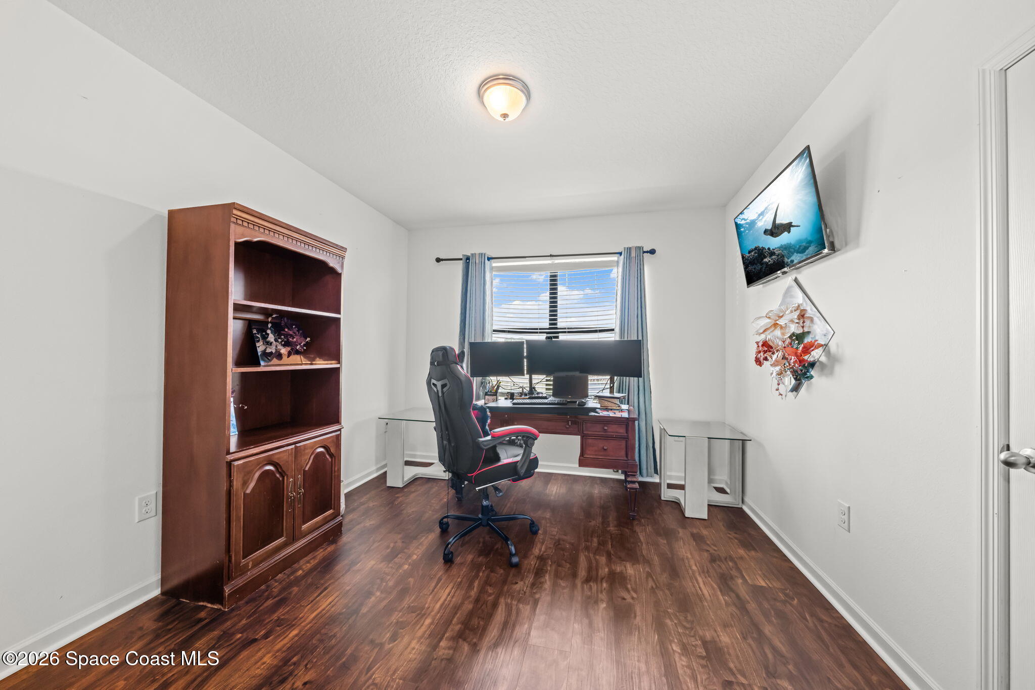 777 Old Country Road SE