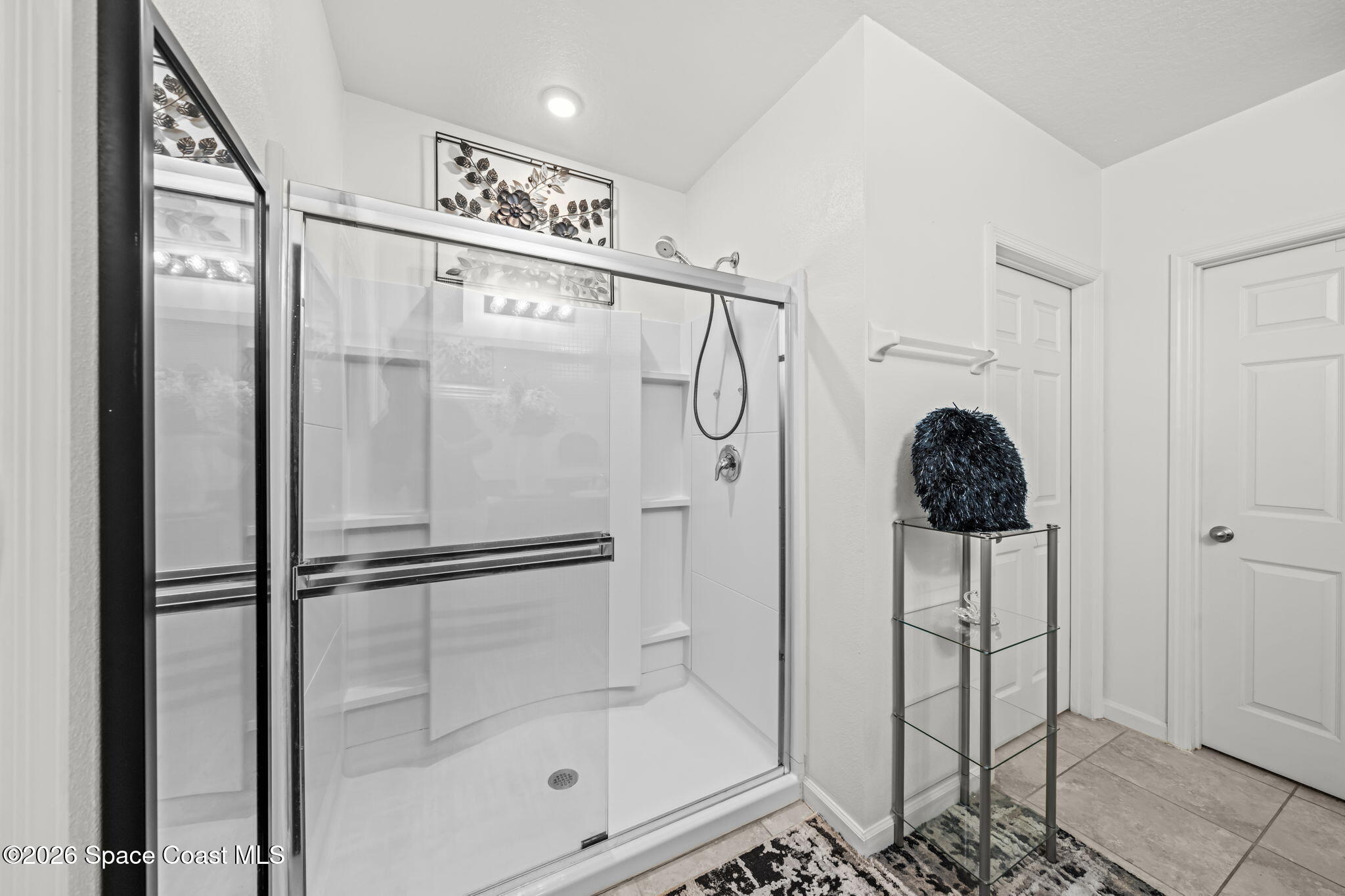 777 Old Country Road SE