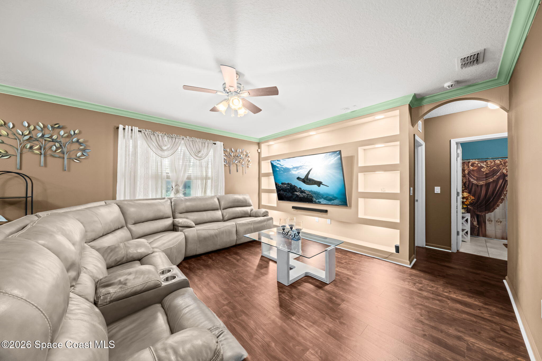 777 Old Country Road SE