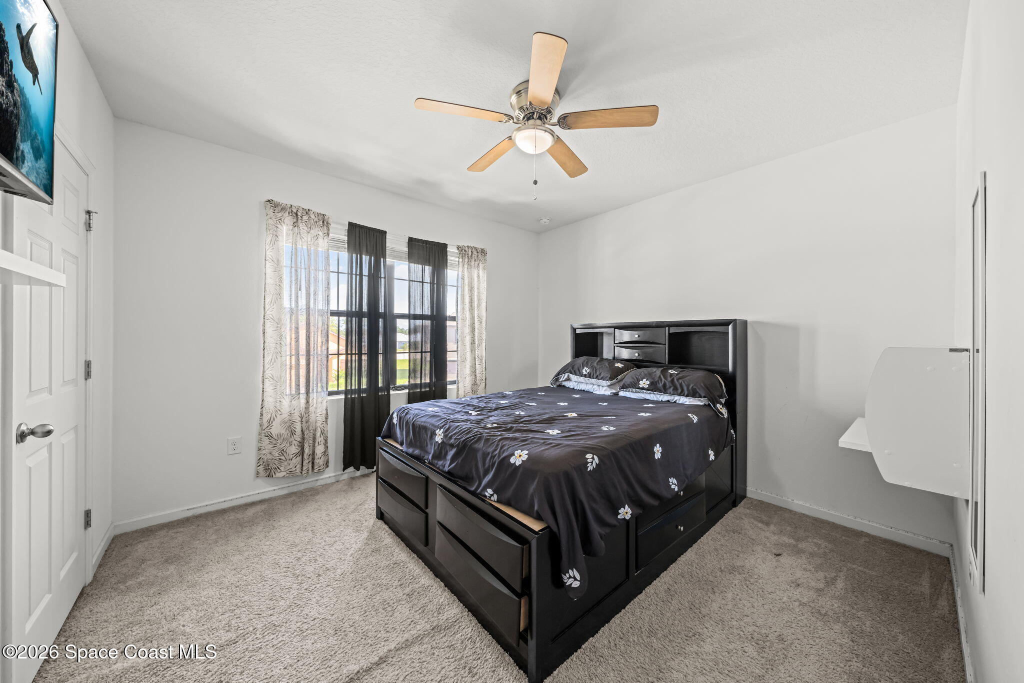 777 Old Country Road SE