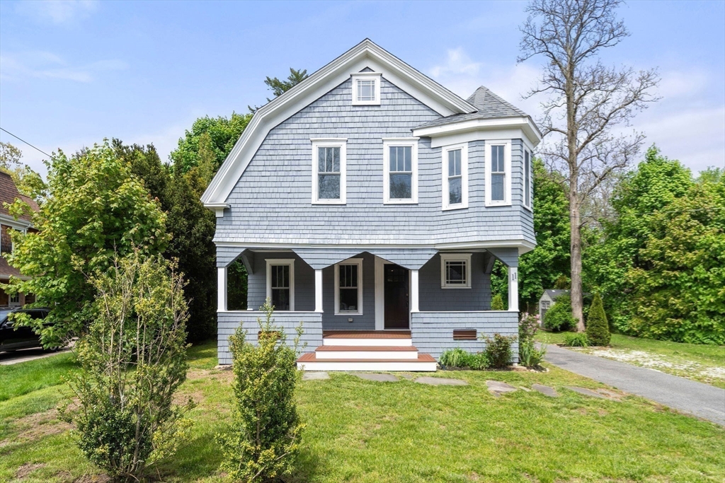 11 Pembroke St