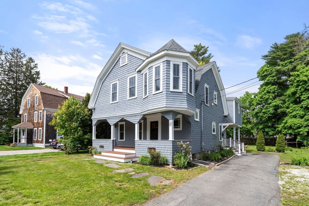 11 Pembroke St