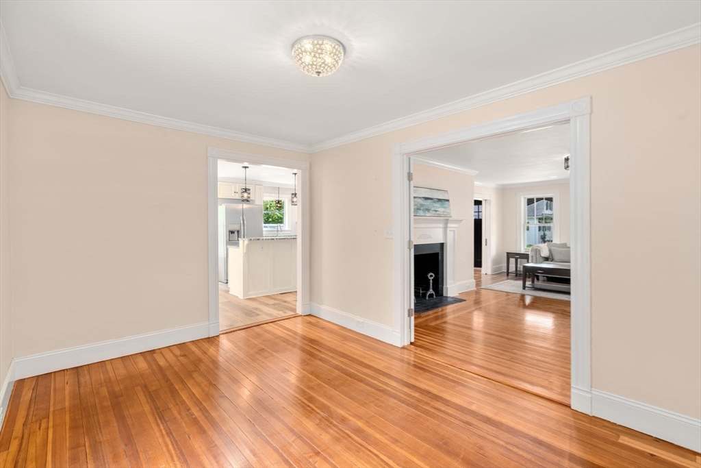 11 Pembroke St