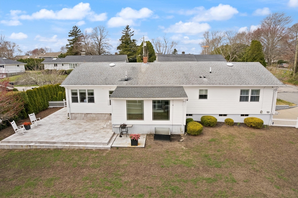 16 Basswood Ave