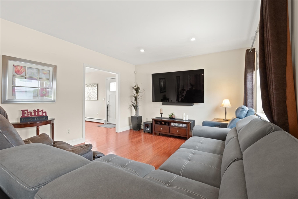 16 Basswood Ave