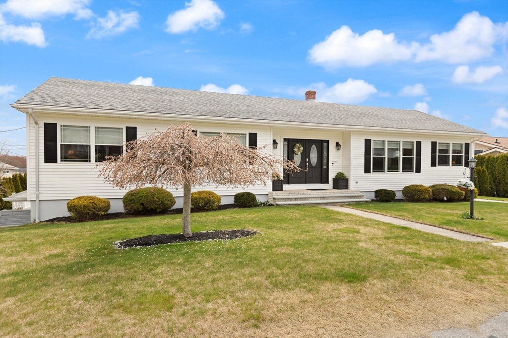 16 Basswood Ave