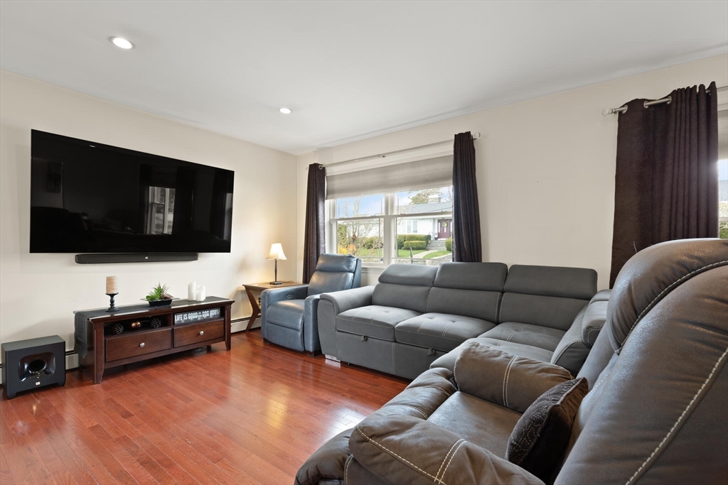 16 Basswood Ave