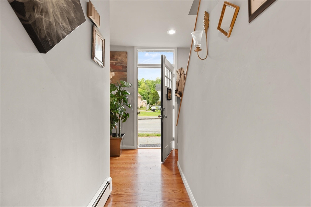 99 Lincoln St