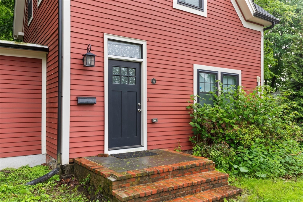 99 Lincoln St