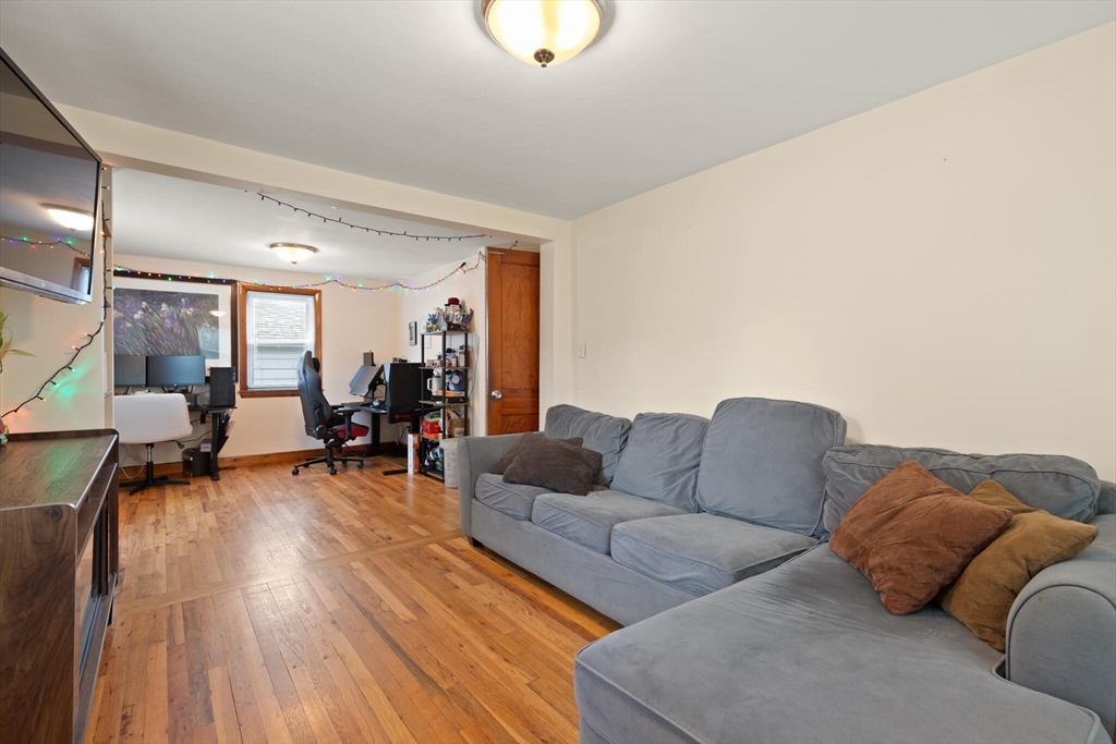 82 Brickel Rd