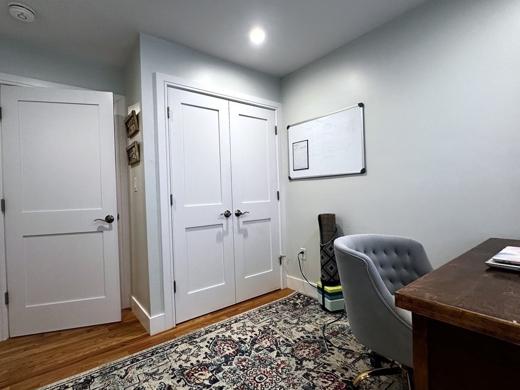650 Hyde Park Ave # 2L