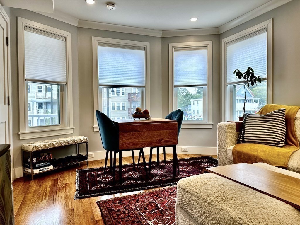 650 Hyde Park Ave # 2L