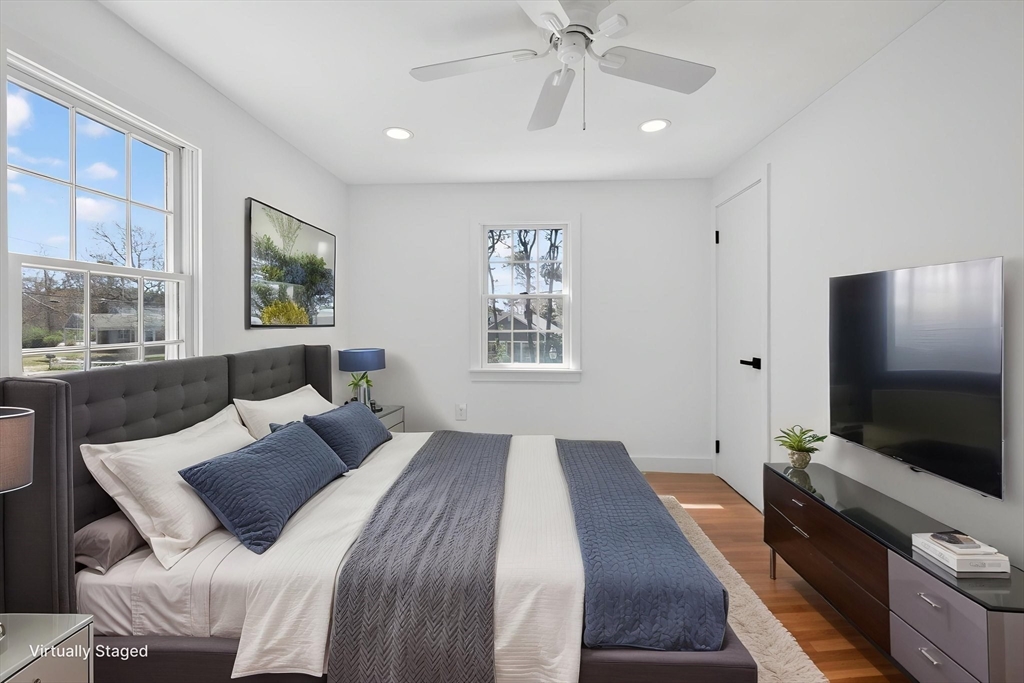 12 Spoonbill Rd