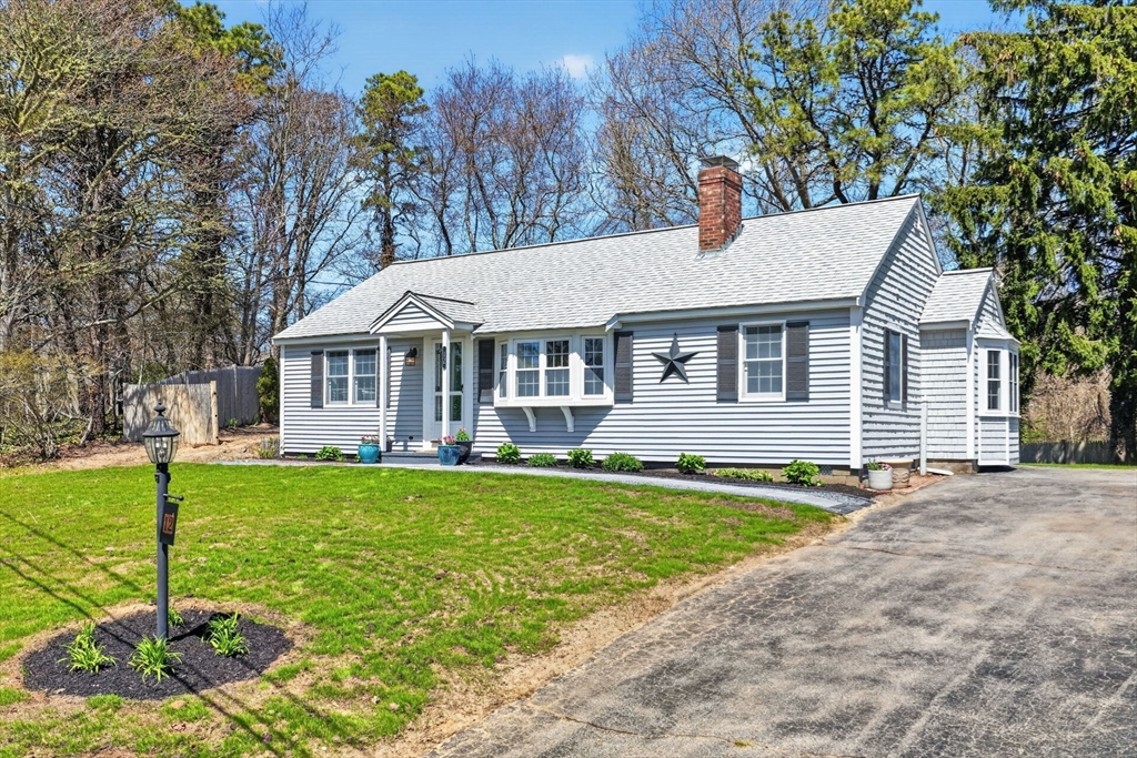 12 Spoonbill Rd