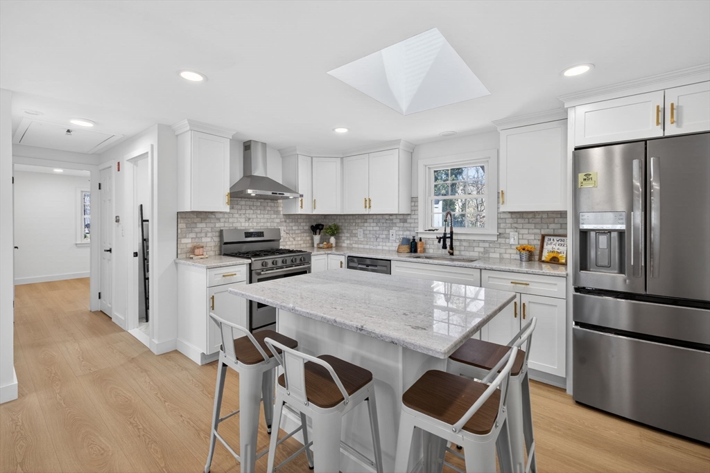 12 Spoonbill Rd