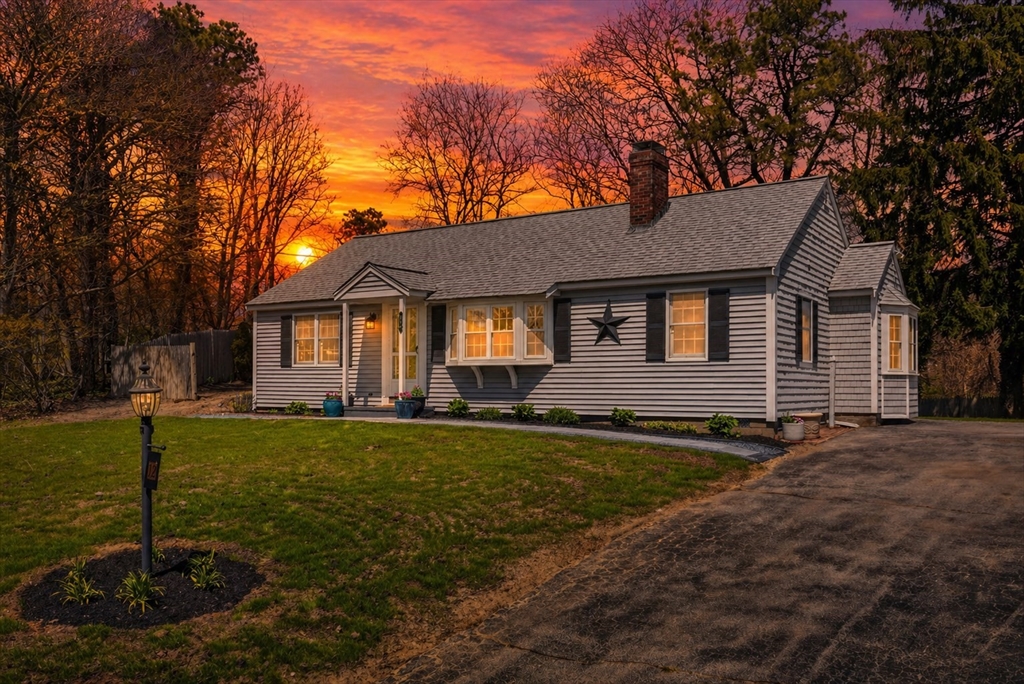 12 Spoonbill Rd