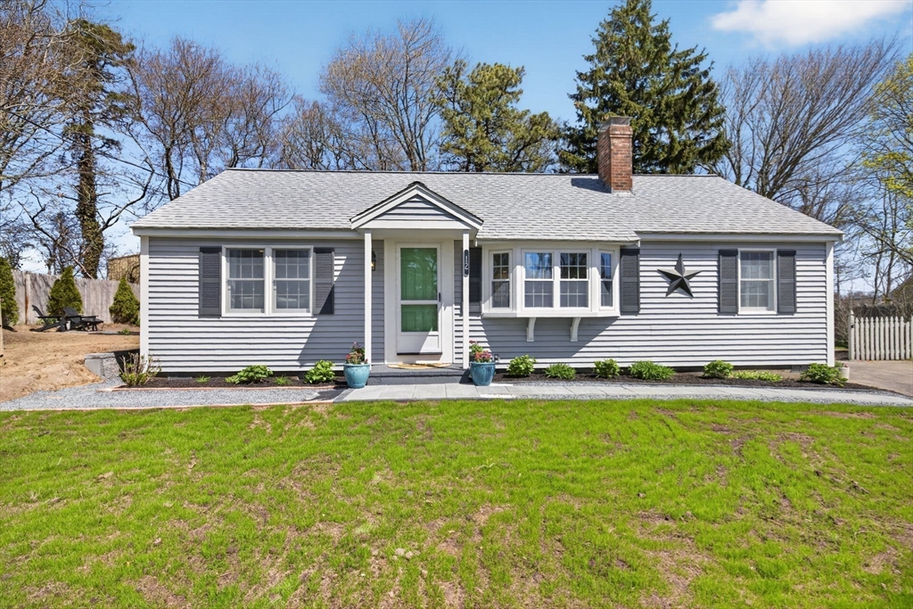 12 Spoonbill Rd