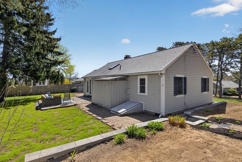 12 Spoonbill Rd