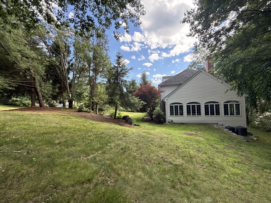 1 Greenwood Rd